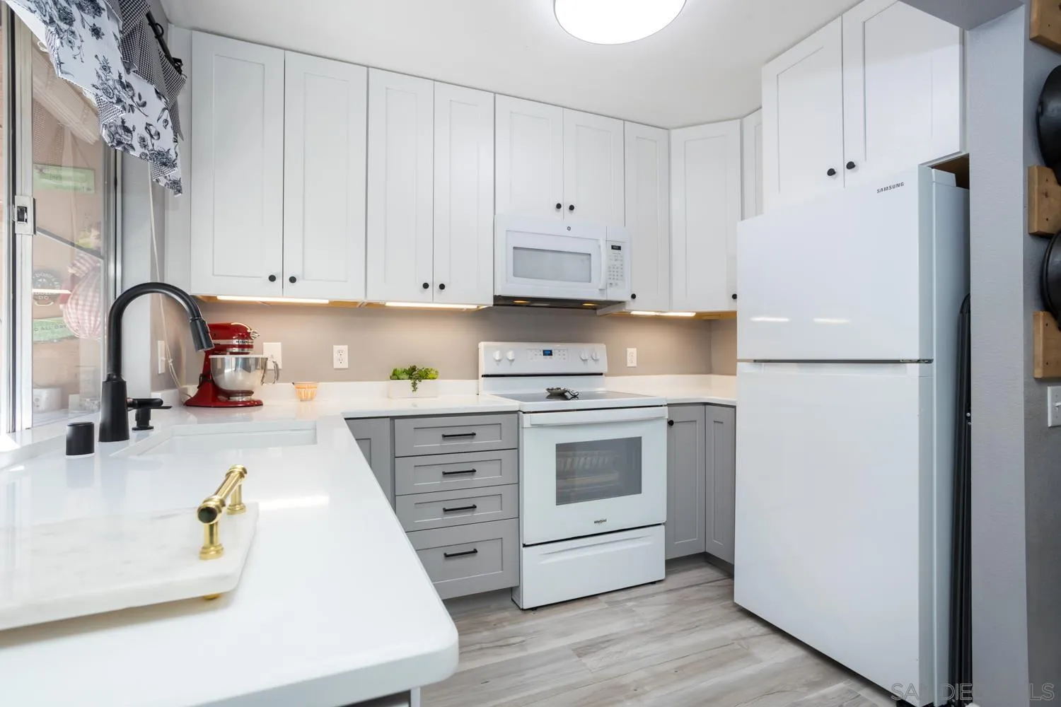 Photo #5: 240024287 Listing 