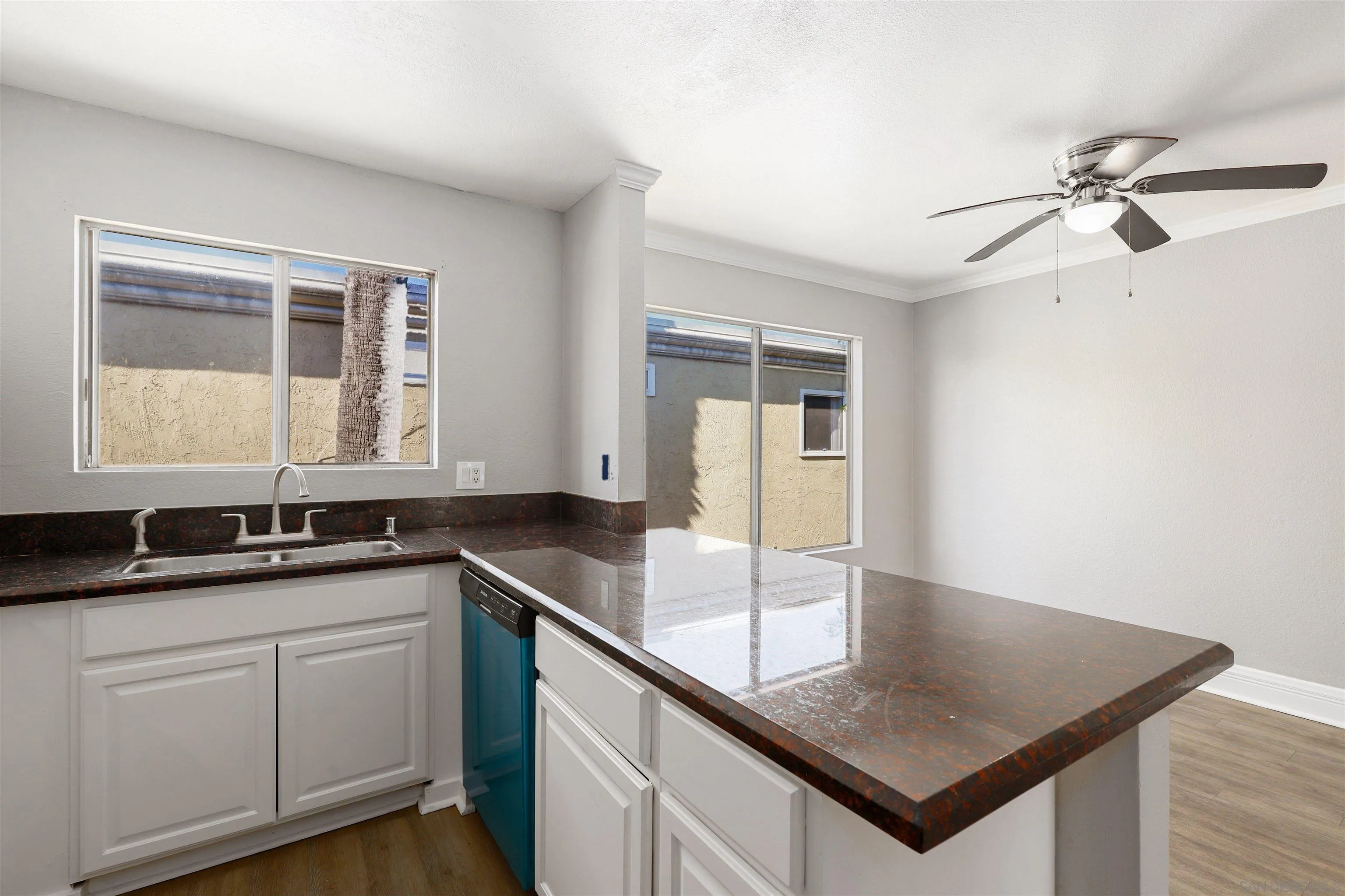 Photo #6: 240024301 Listing 