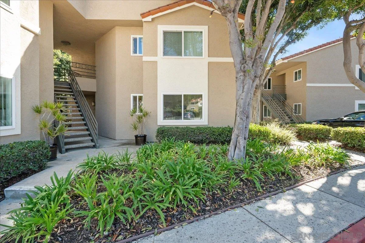 Photo #3: 240024422 Listing 
