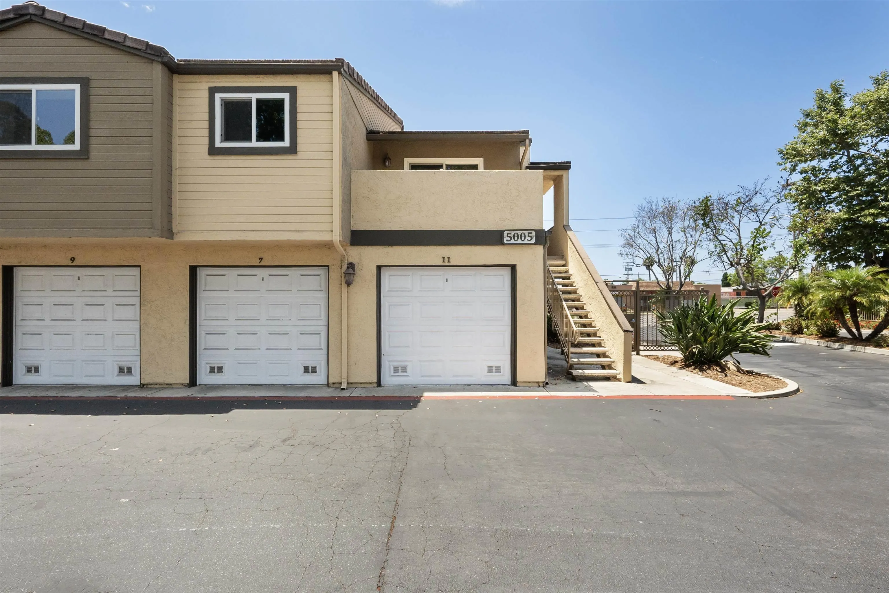 Photo #3: 240024699 Listing 