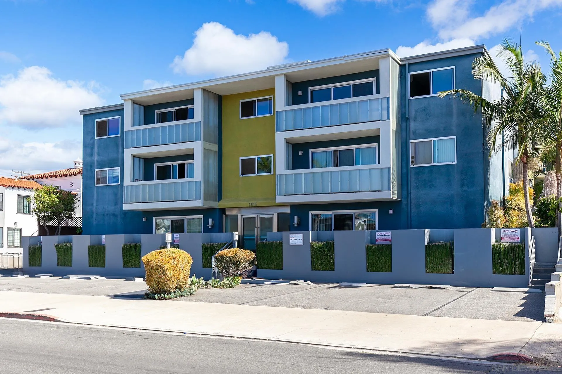 More Details about MLS # 240024914 : 3815 3RD UNIT 14
