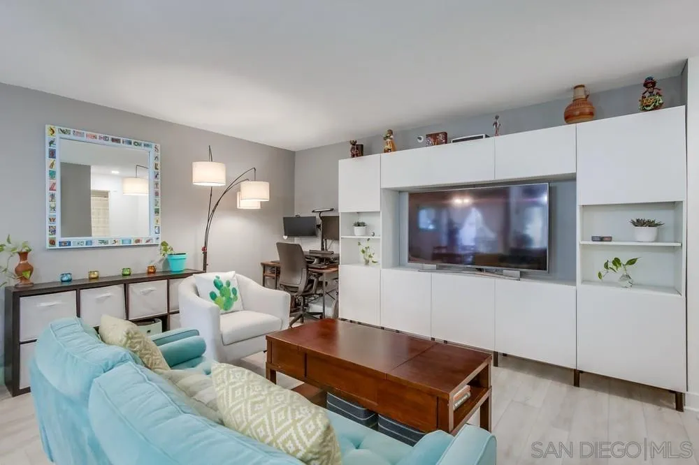 Photo #2: 240025002 Listing 
