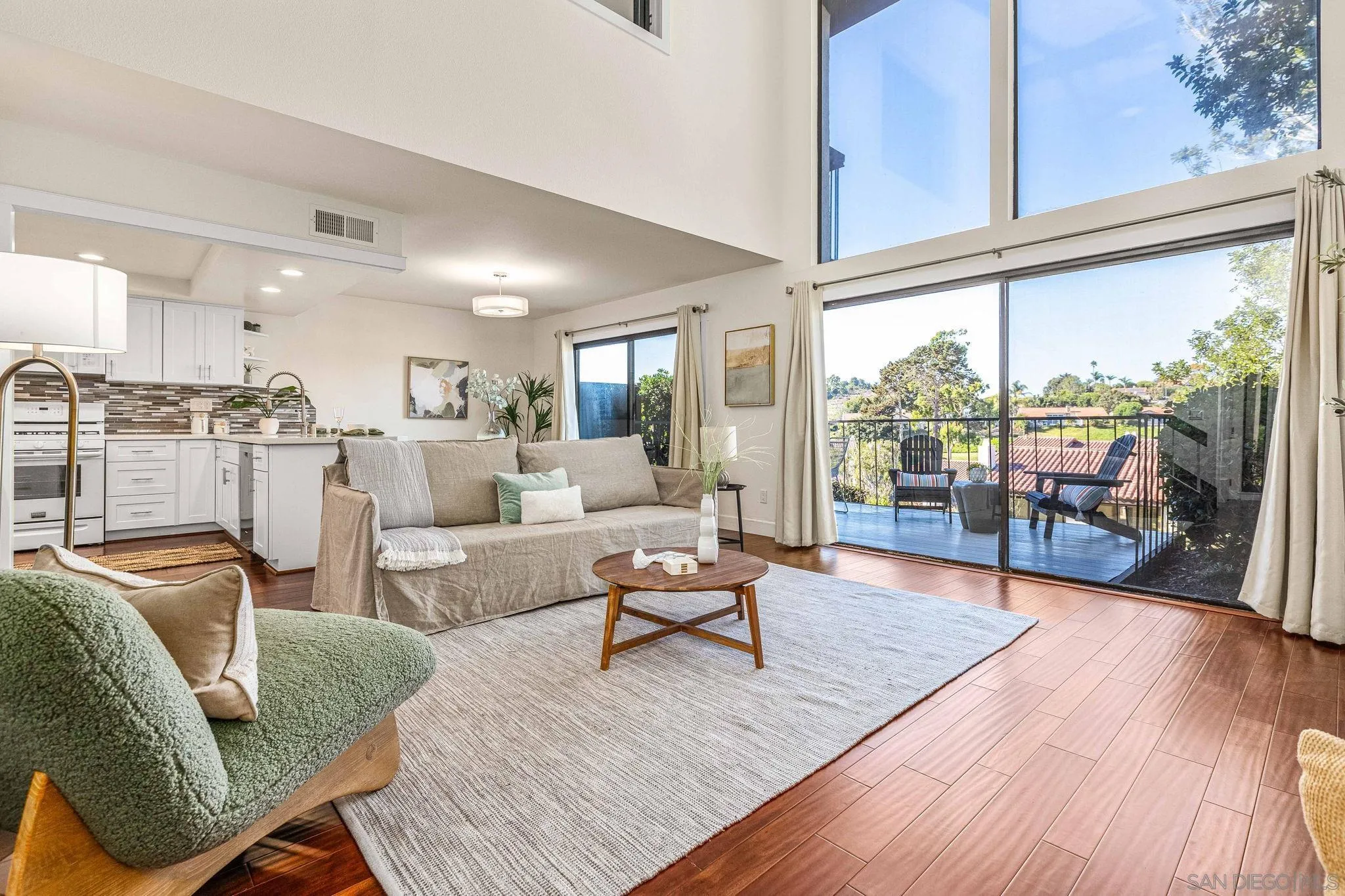 More Details about MLS # 240025080 : 1111 SANTA HELENA PARK CT, SOLANA BEACH, CA 92075