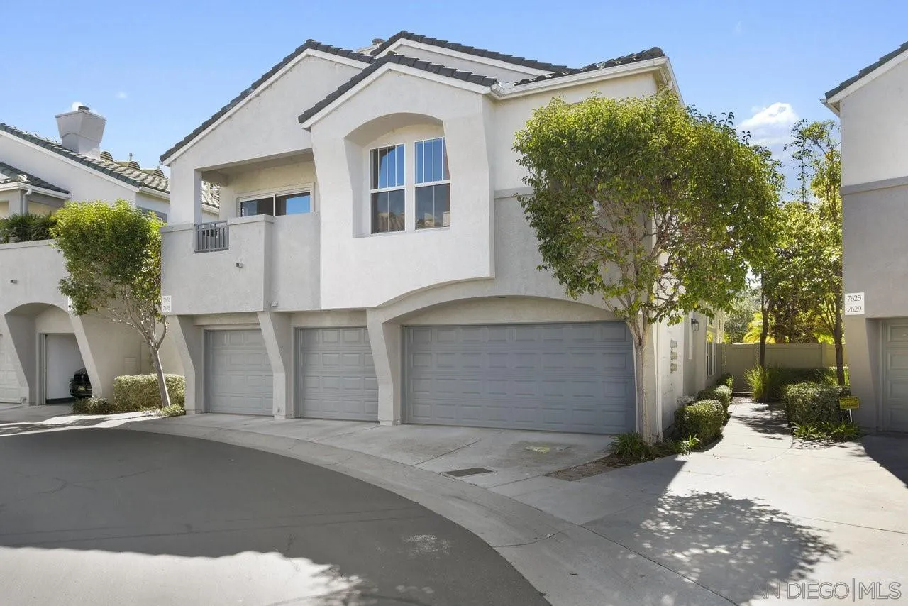 Photo #2: 240025087 Listing 