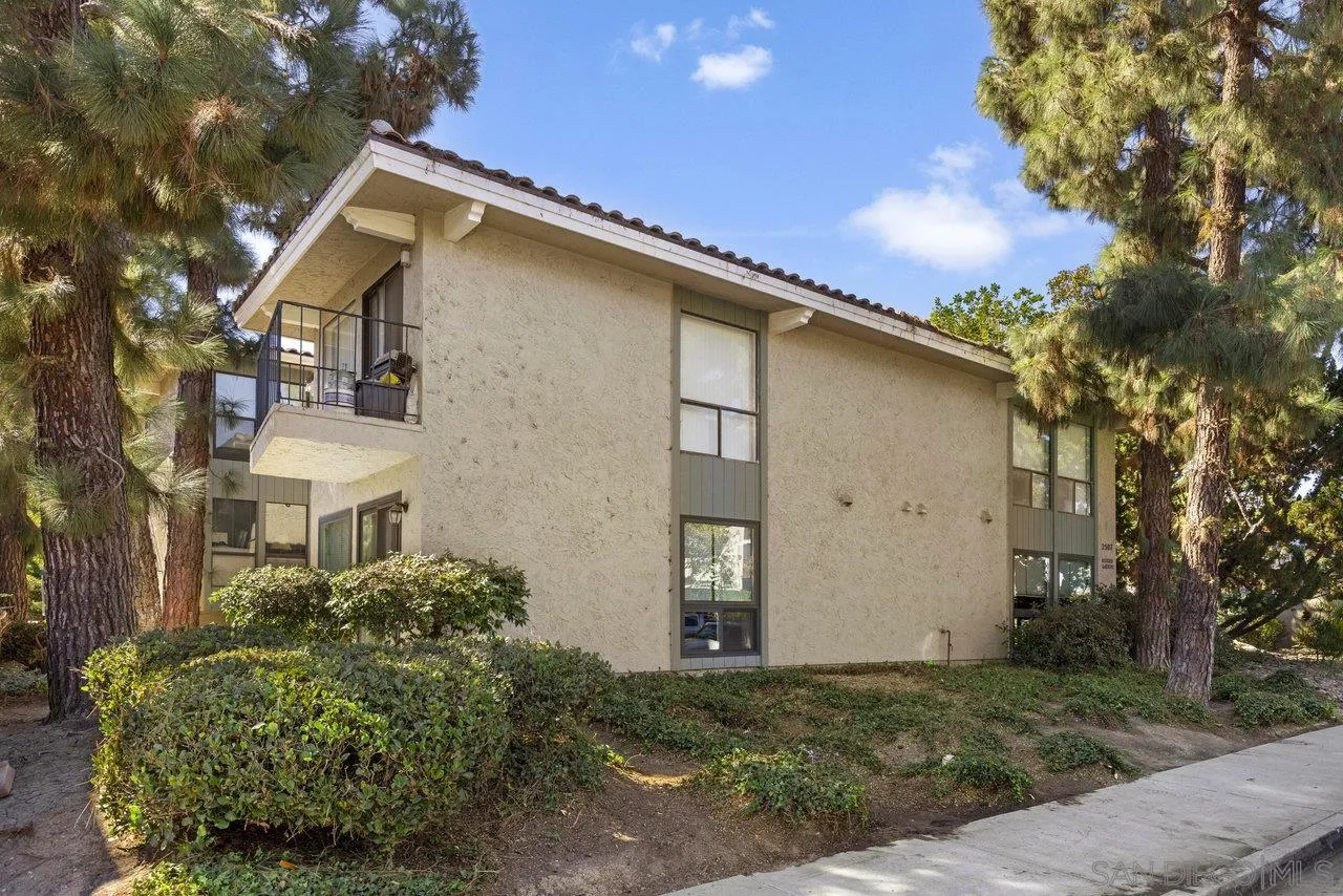 Photo #3: 240025094 Listing 