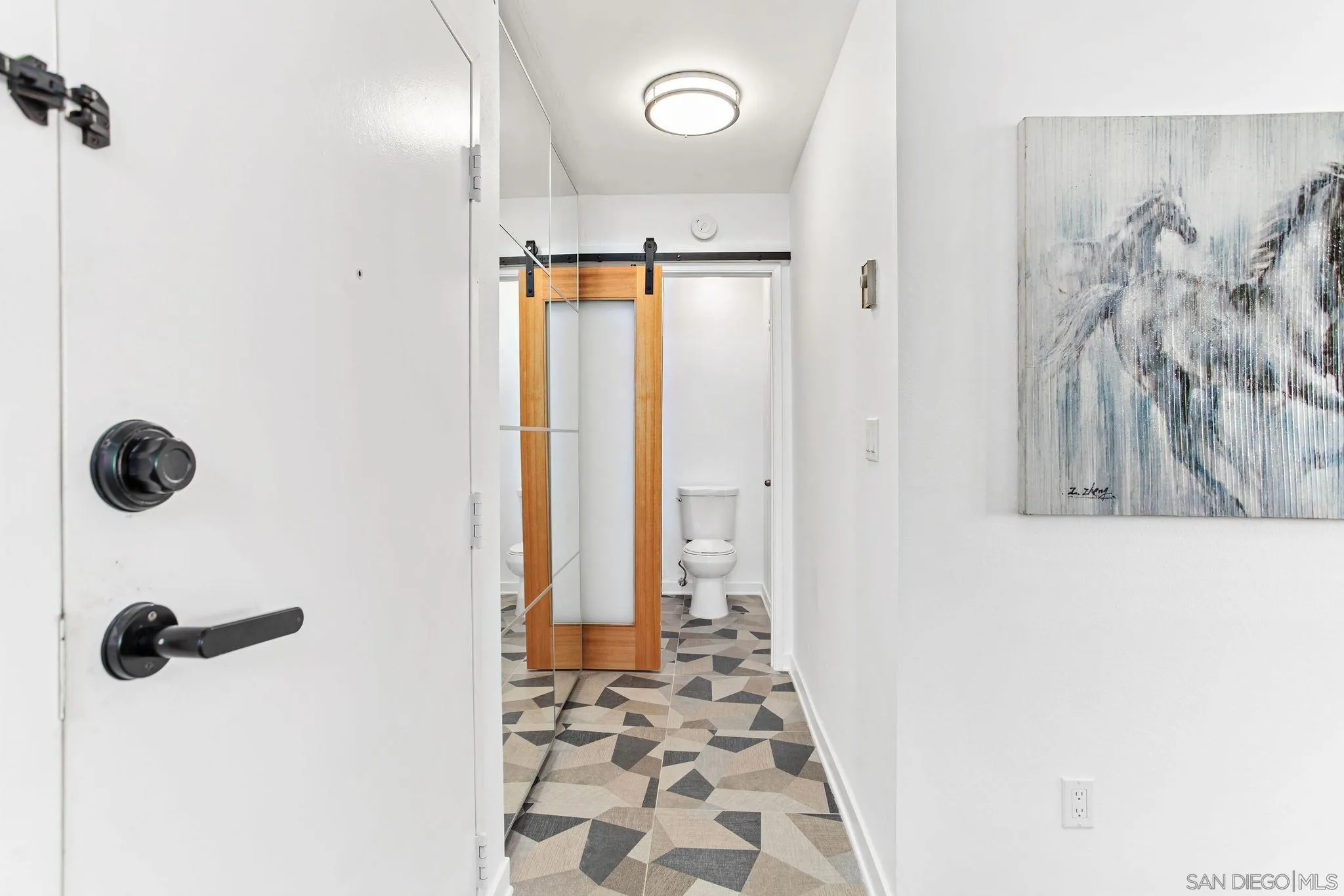 Photo #4: 240025278 Listing 