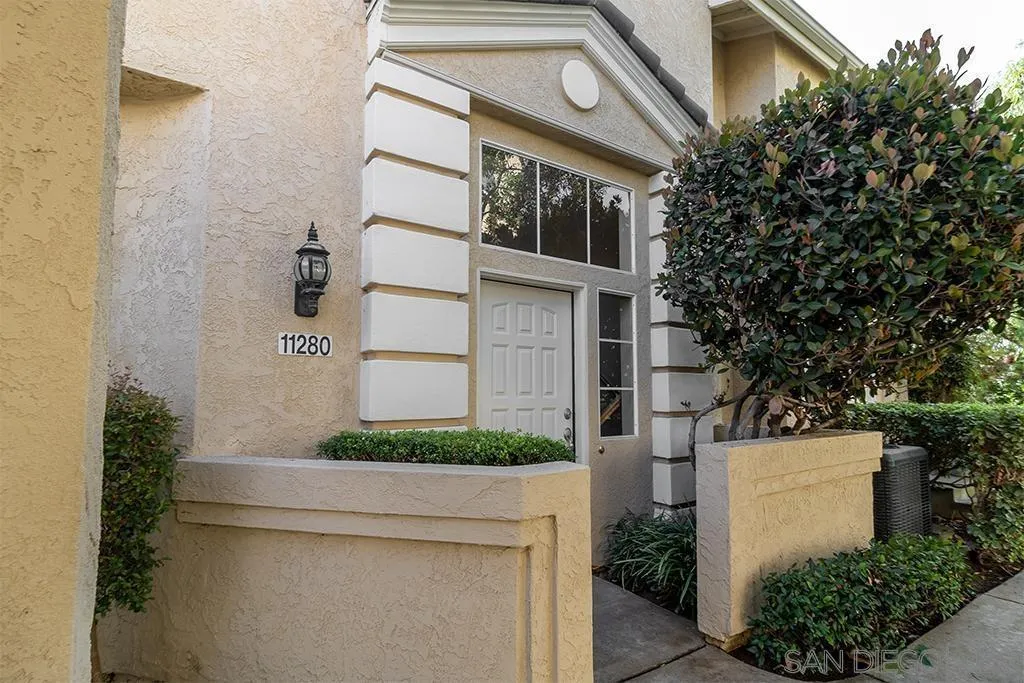Photo #2: 240025348 Listing 