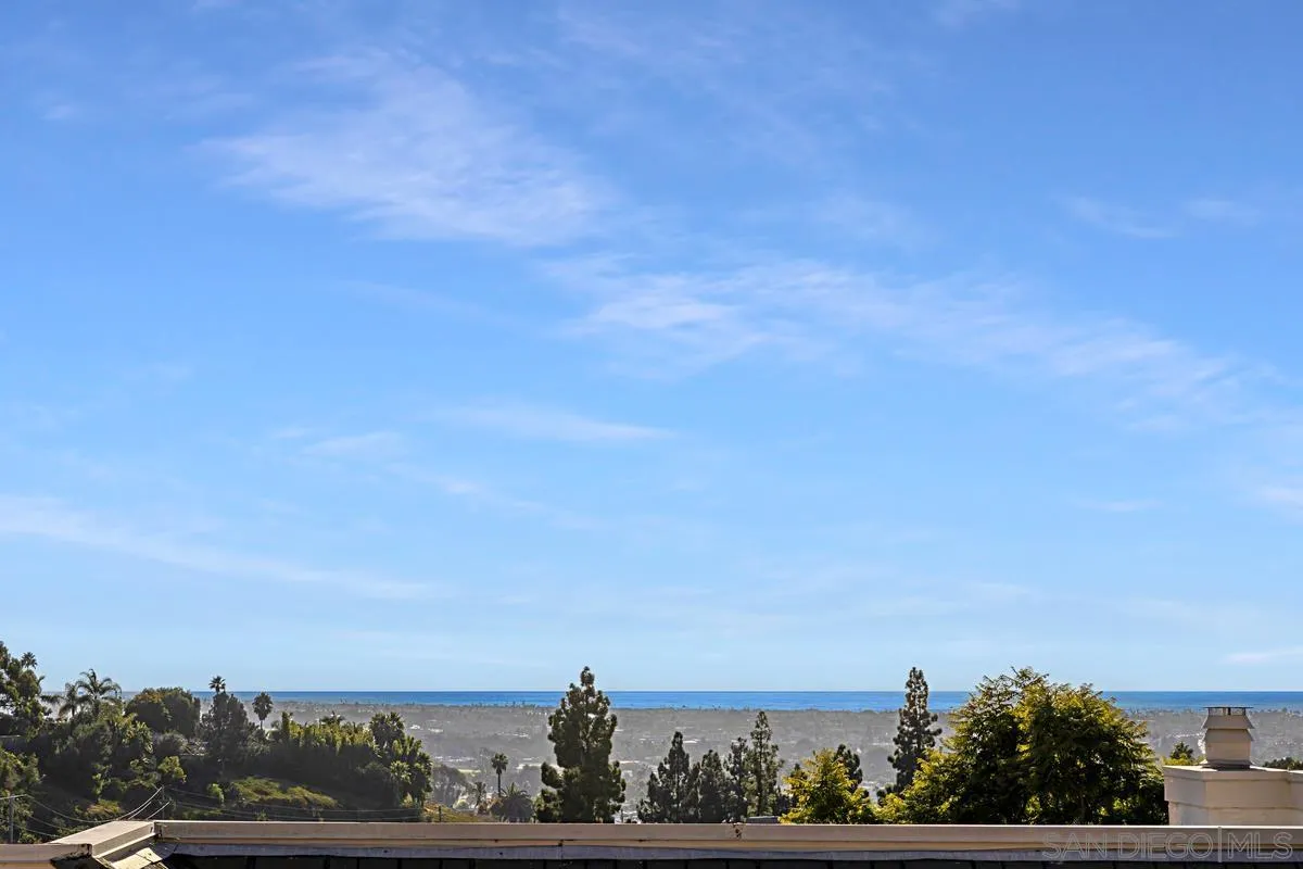 Photo #6: 240025443 Listing 