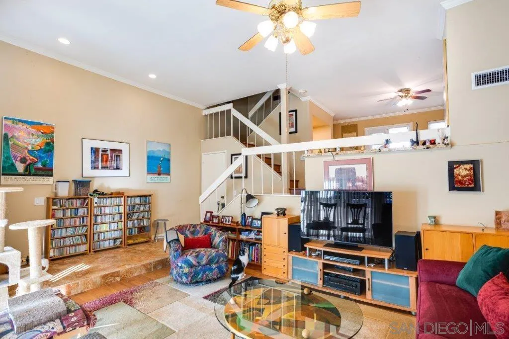 Photo #5: 240025510 Listing 