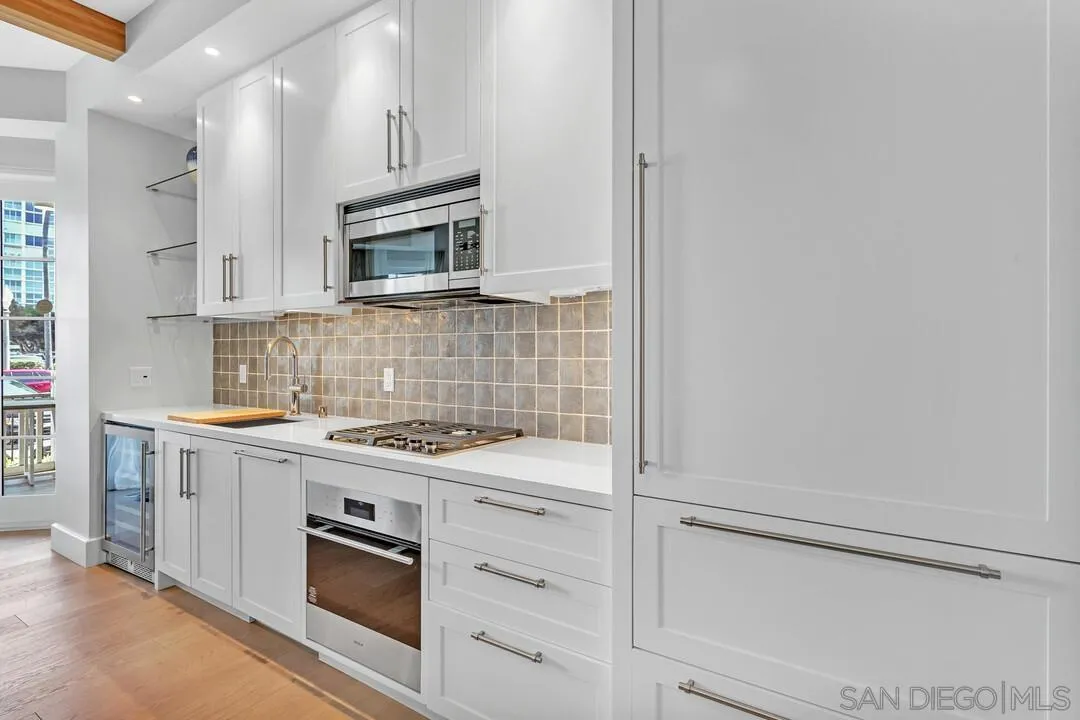 Photo #7: 240025763 Listing: Photo #7