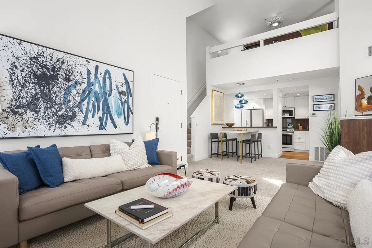 Photo #4: 240026067 Listing 