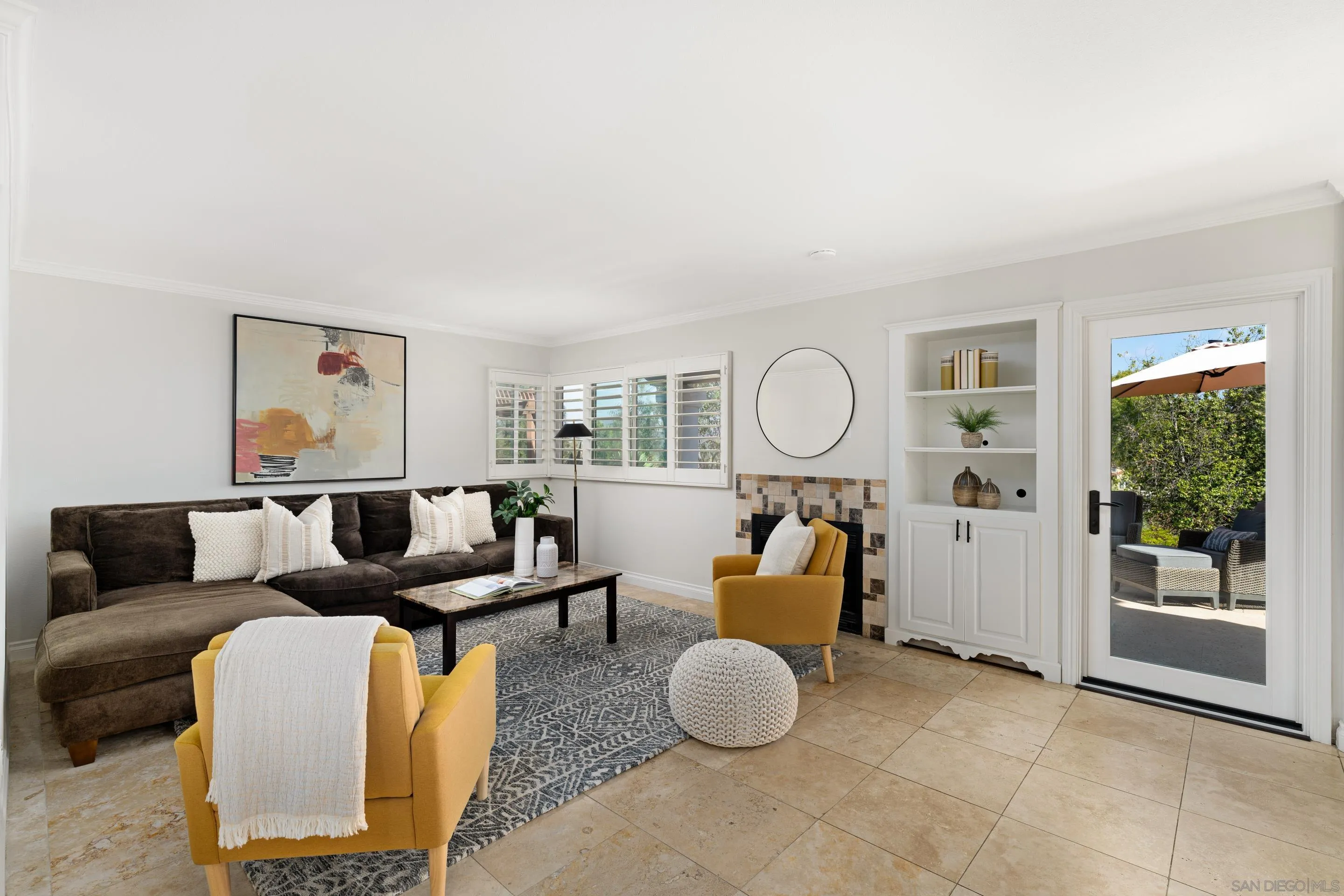 Photo #5: 240026214 Listing 