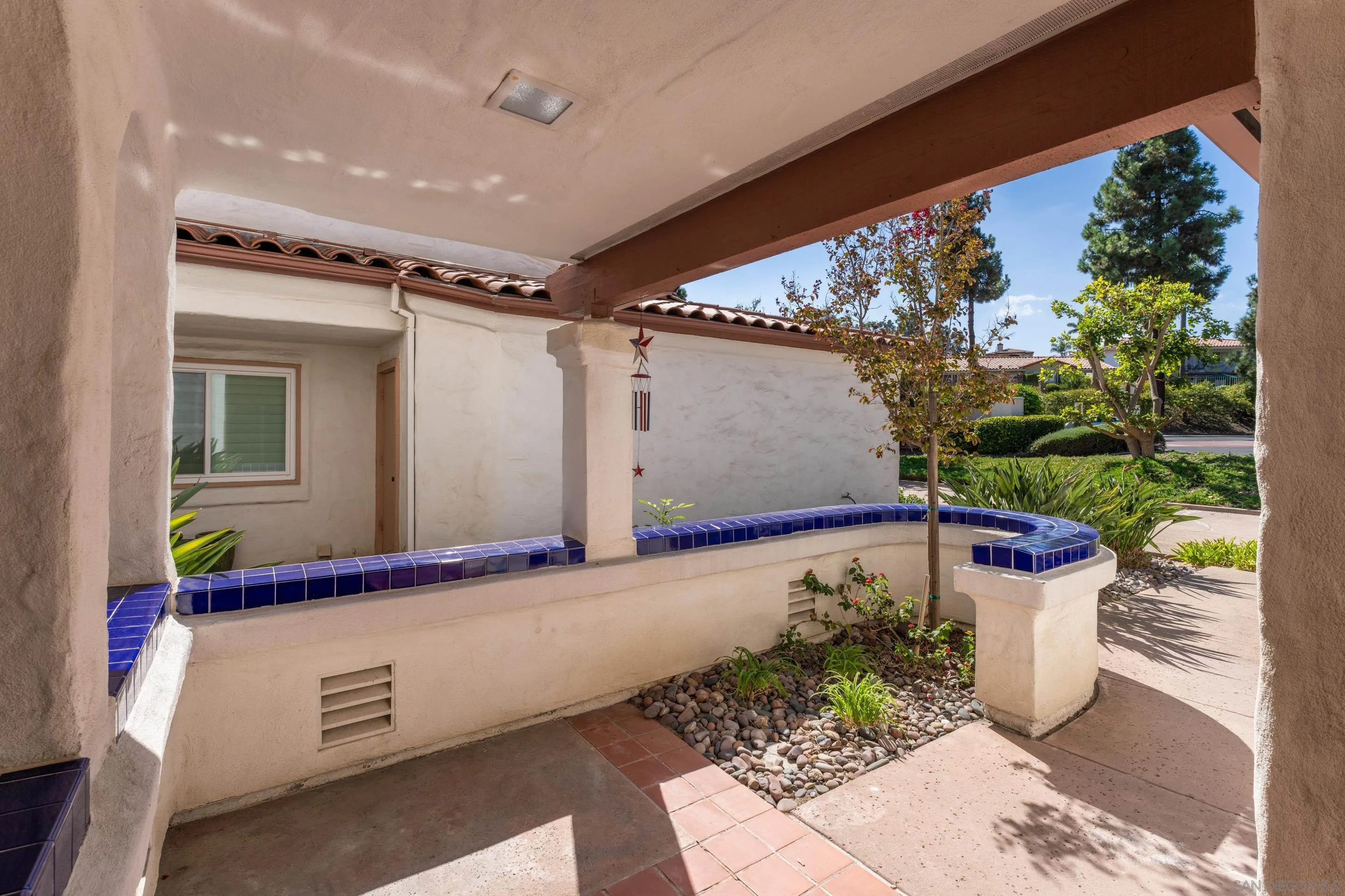 Photo #3: 240026214 Listing 