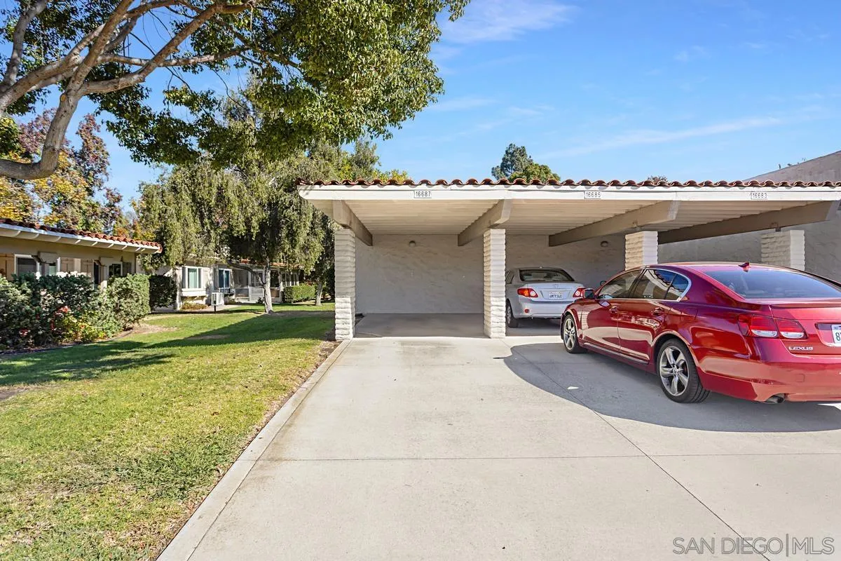 Photo #3: 240026648 Listing 