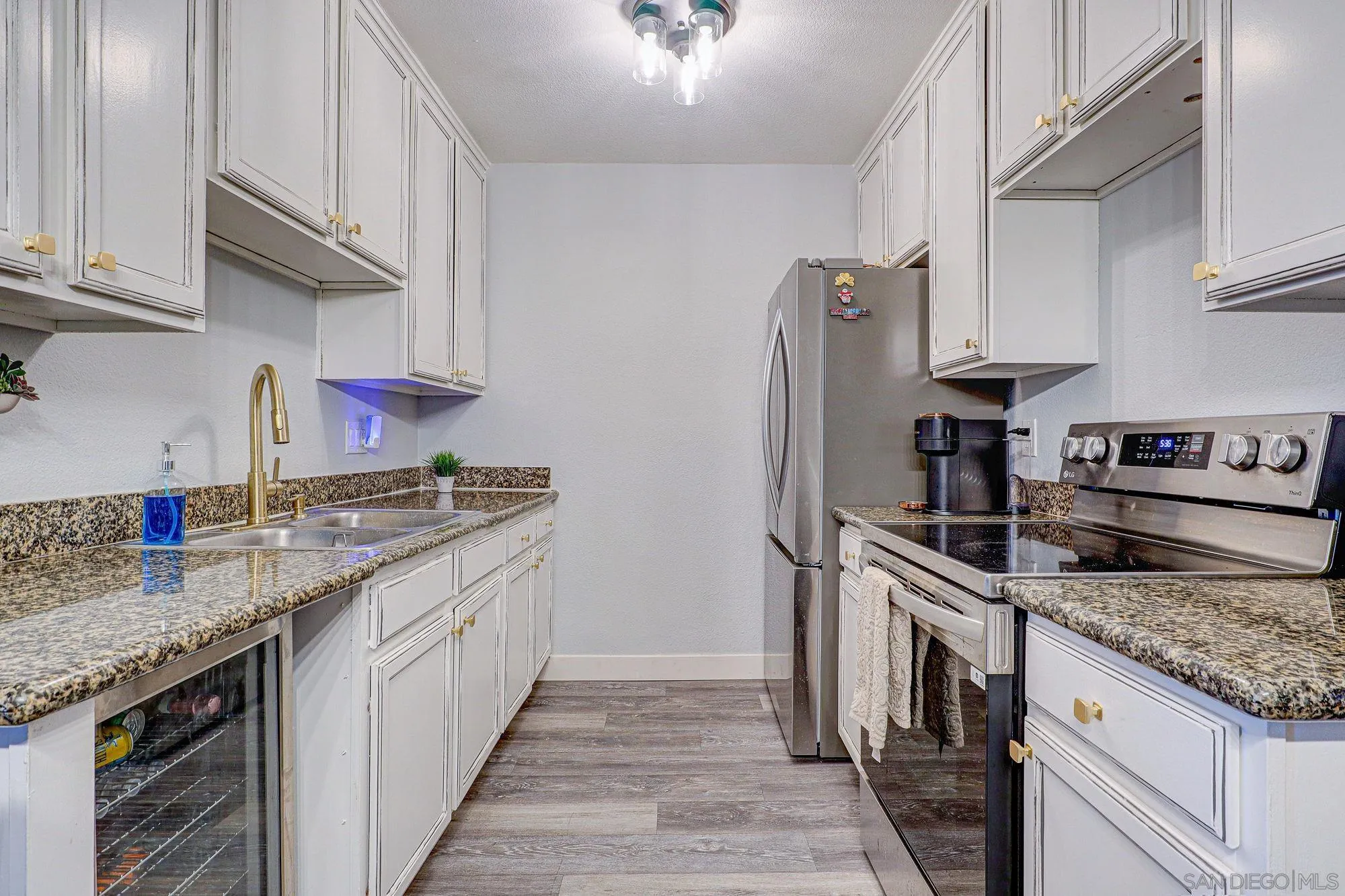 Photo #4: 240026673 Listing 