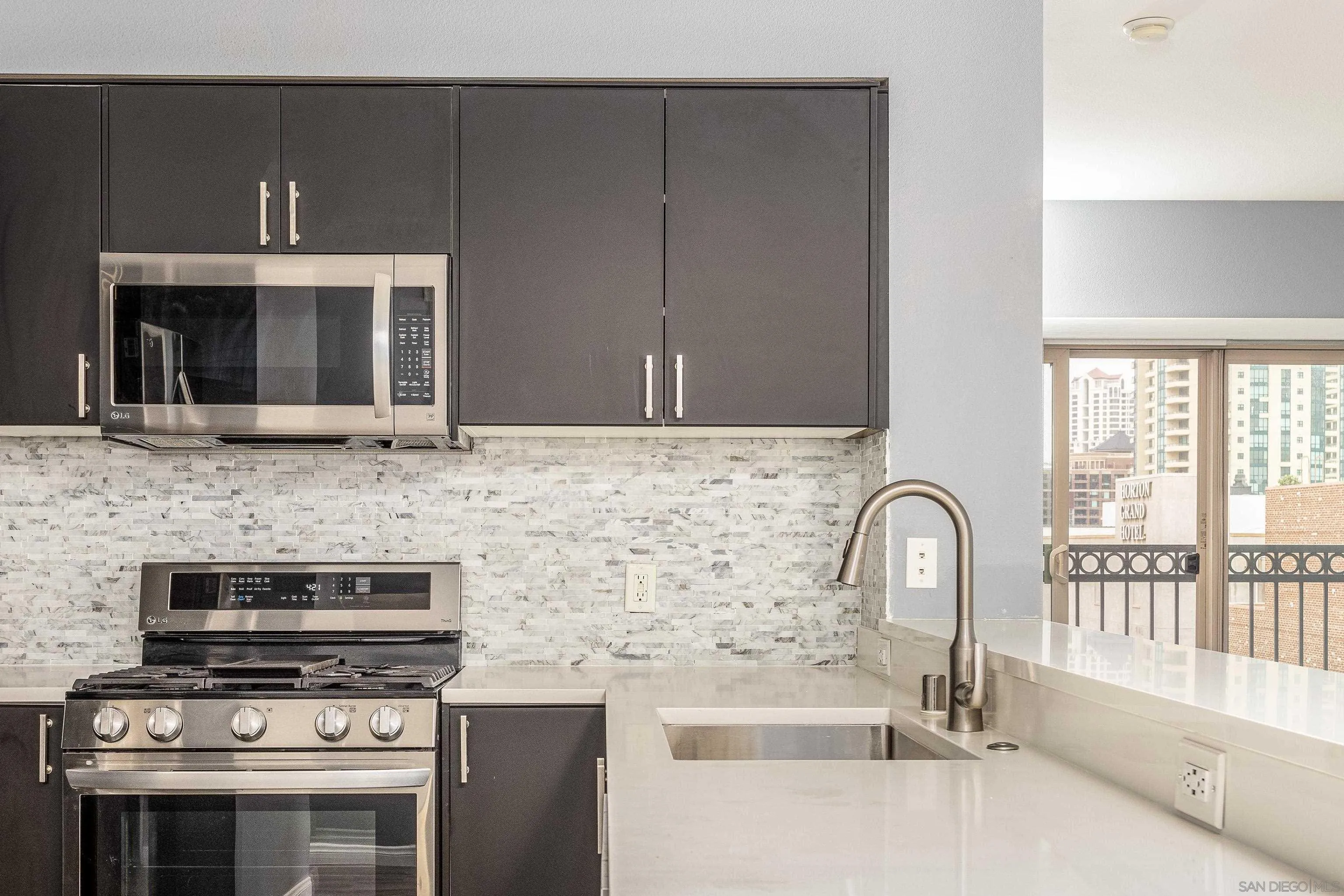 Photo #4: 240027081 Listing 