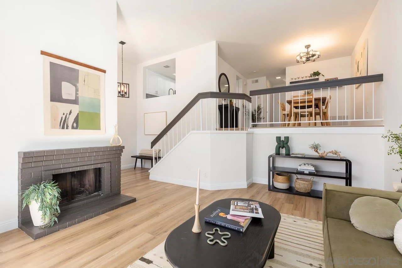 Photo #5: 240027433 Listing 