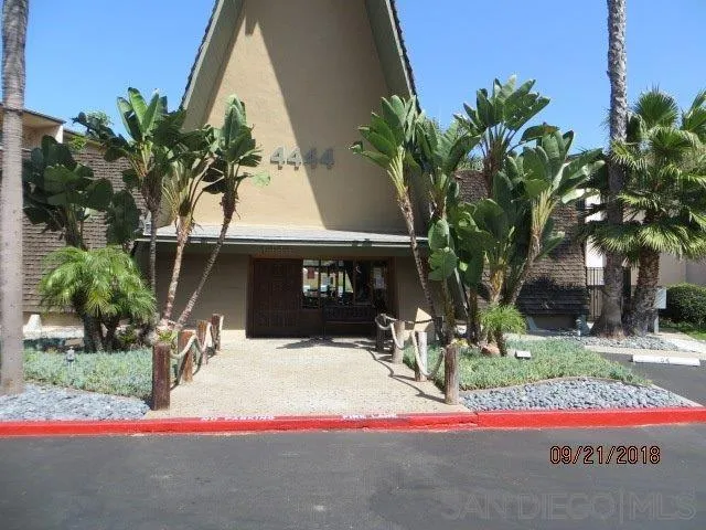 Photo #2: 240027595 Listing 