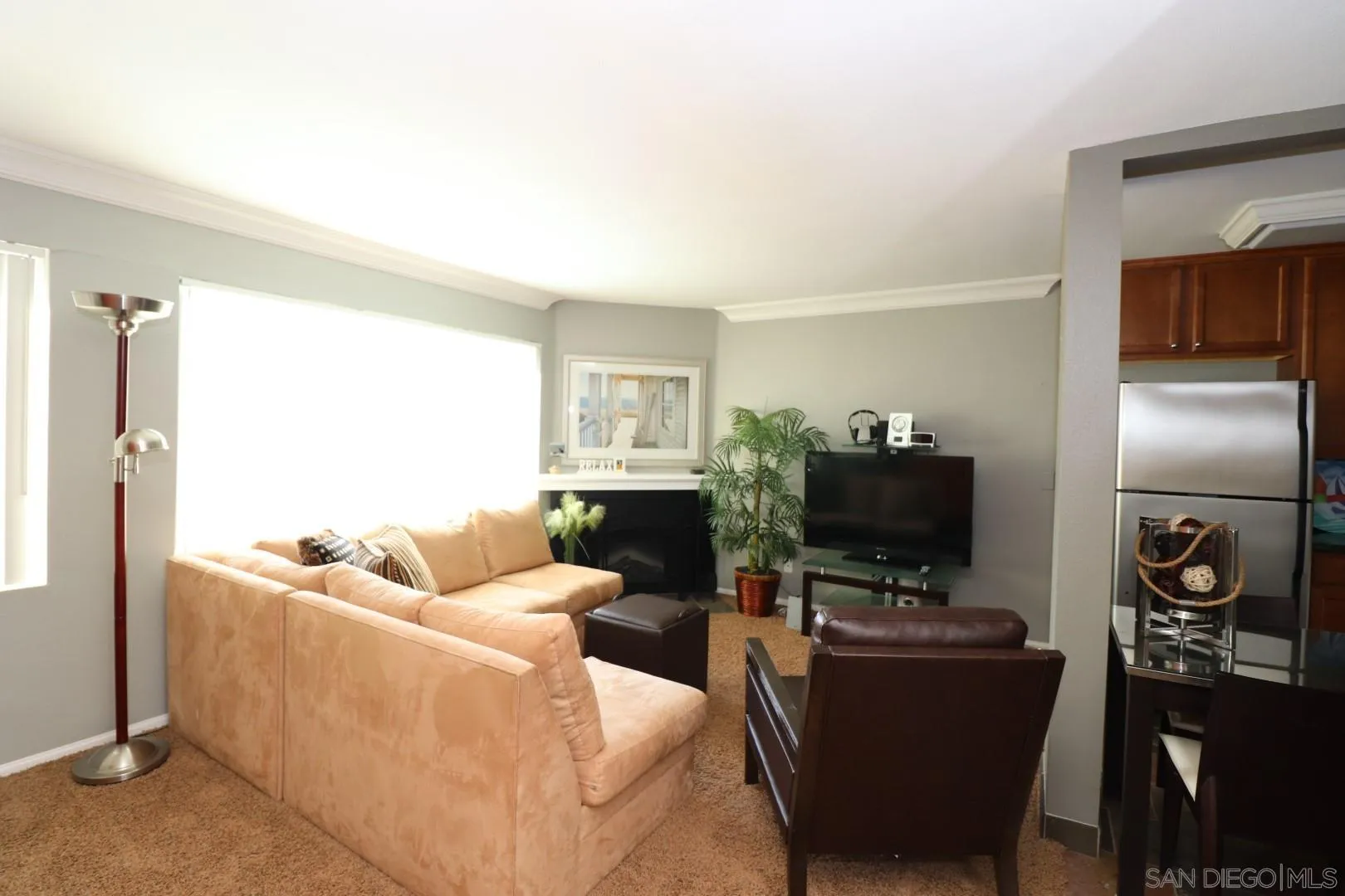 Photo #3: 240027769 Listing 