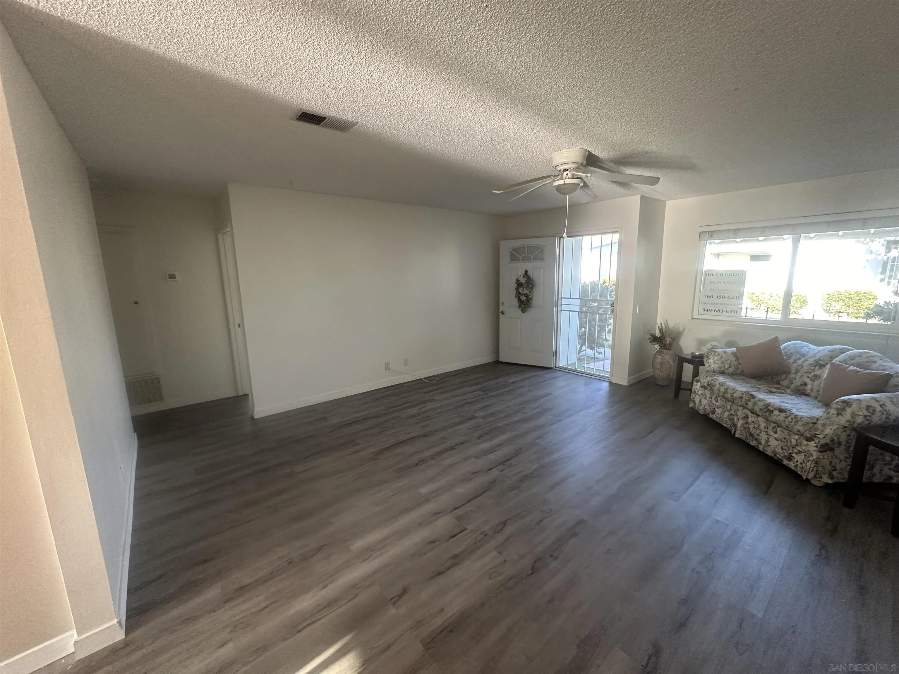 Photo #5: 240027802 Listing 