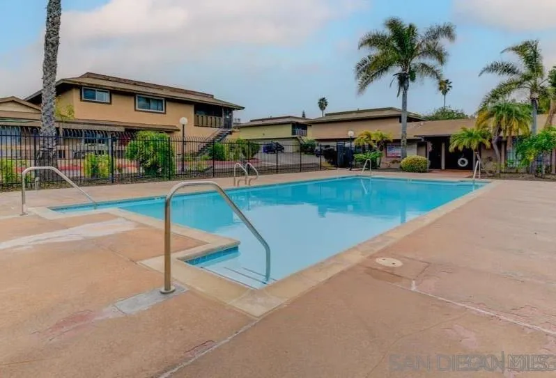 Photo #2: 240027814 Listing 