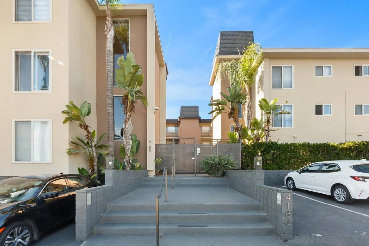 More Details about MLS # 240027936 : 4180 LOUISIANA UNIT 2D