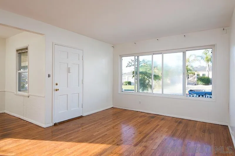 4611 Tivoli St, San Diego, CA 92107, photo 7