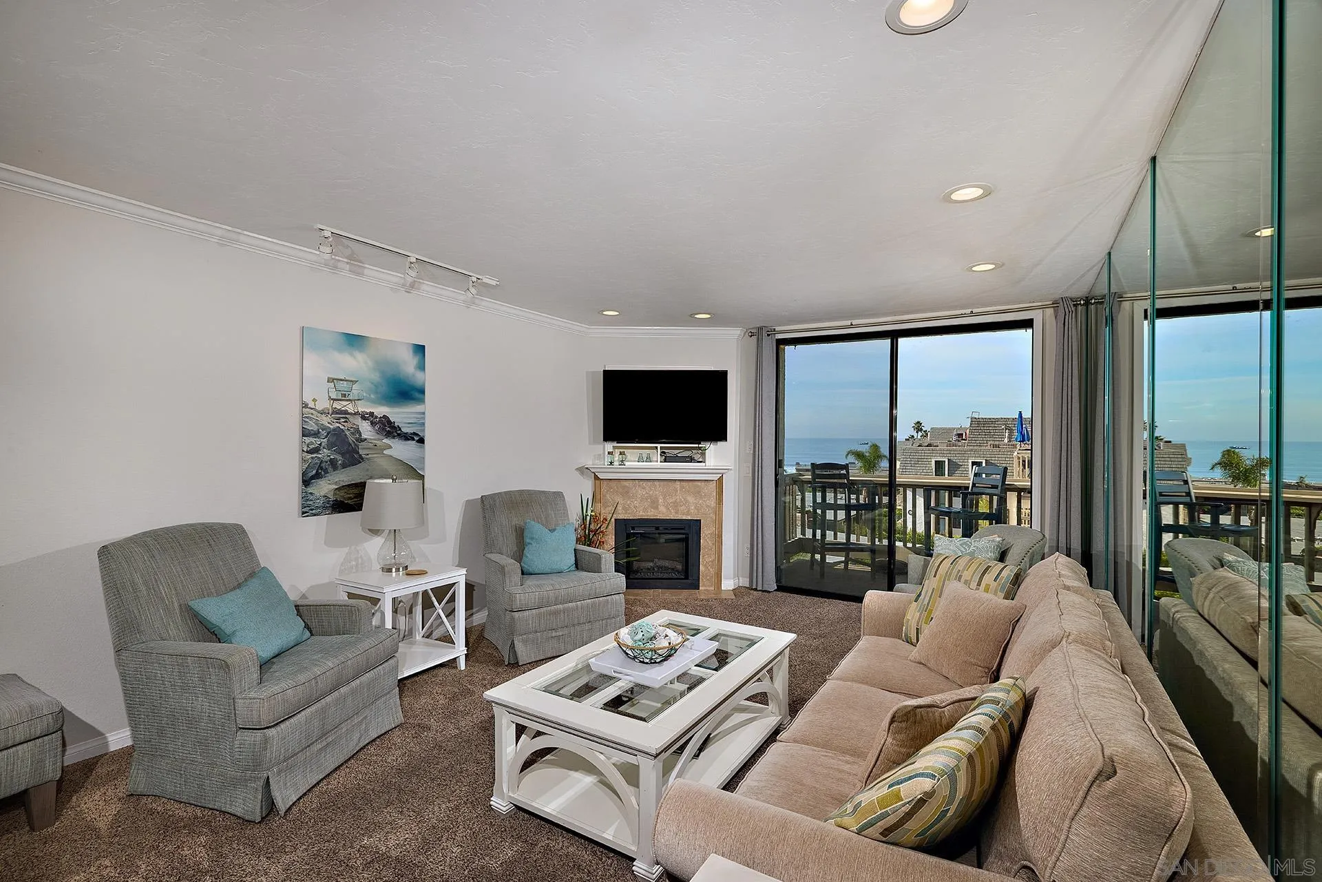 Photo #3: 240028164 Listing 