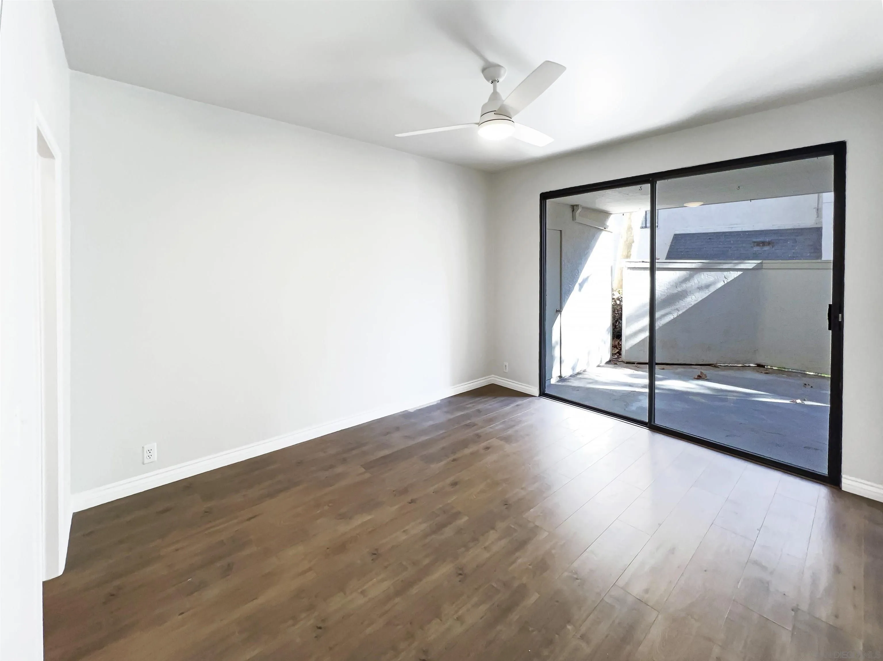Photo #5: 240028194 Listing 