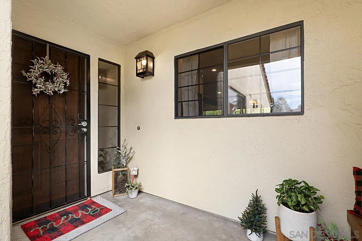 Photo #3: 240028245 Listing 