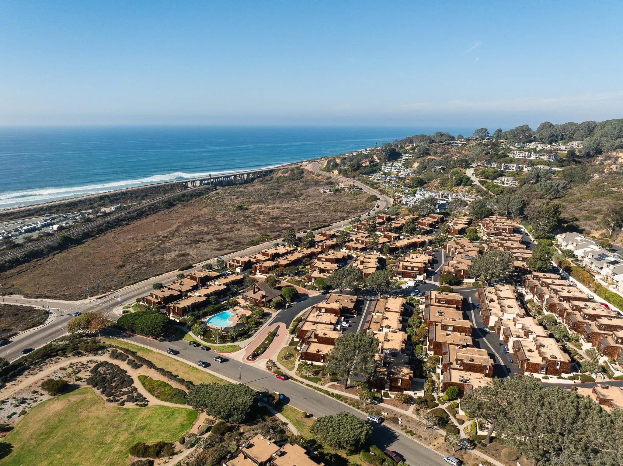 Photo #2: 240028263 Listing 