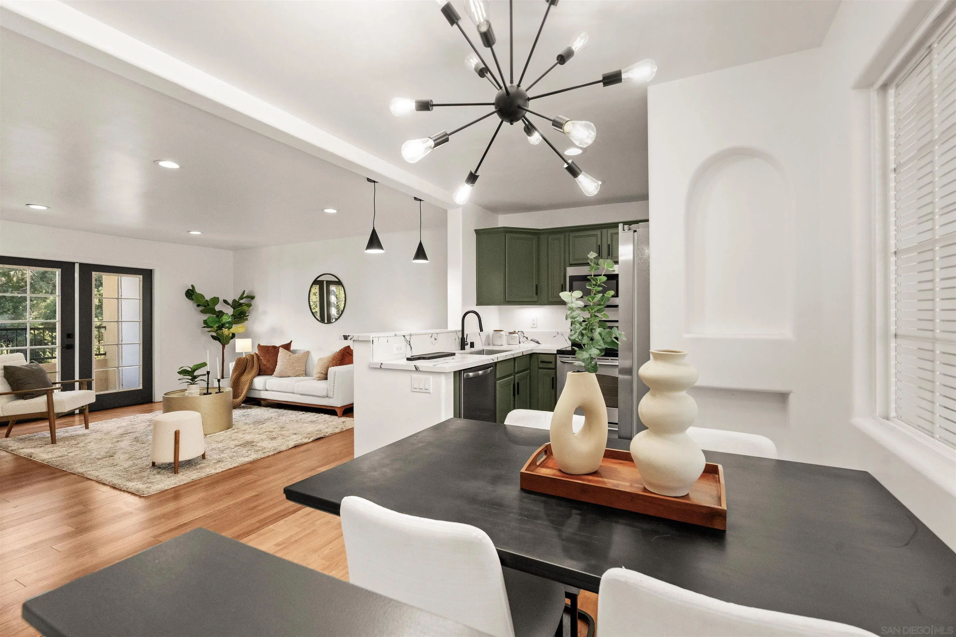 More Details about MLS # 240028341 : 5055 COLLWOOD BLVD UNIT 315