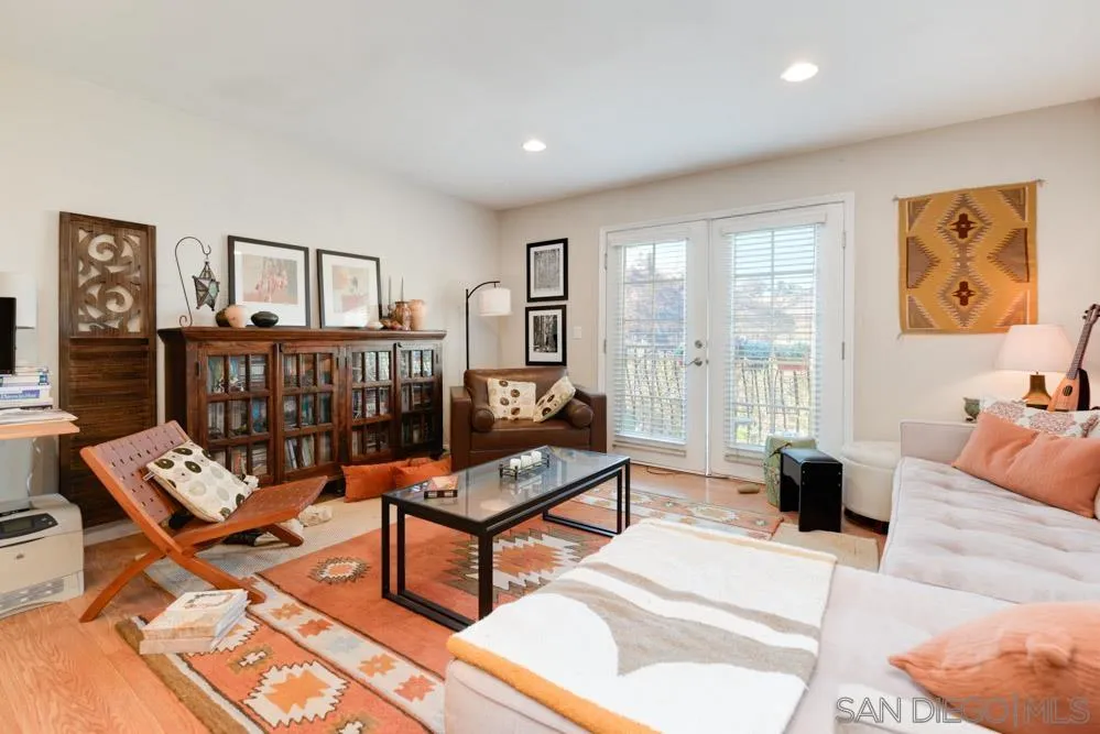 Photo #6: 240028401 Listing 