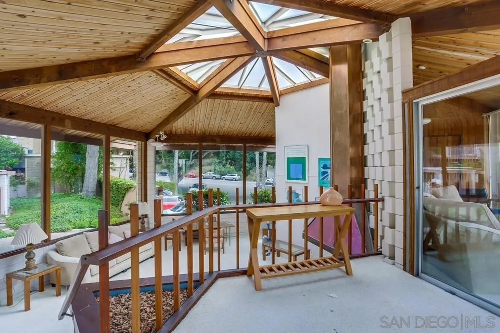 Photo #5: 240028424 Listing 