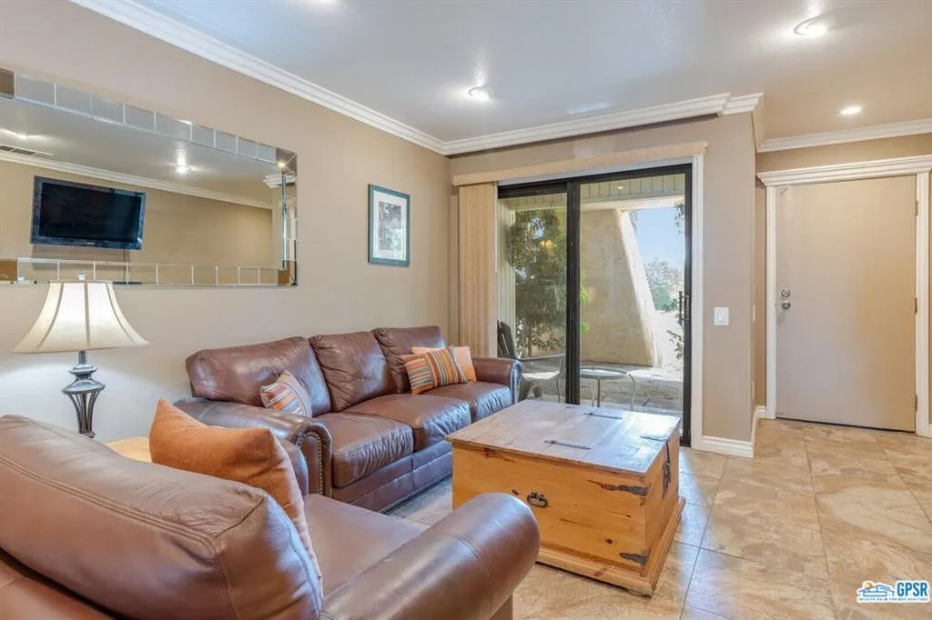 2810 Arcadia Court UNIT 111, Palm Springs, CA, 92262