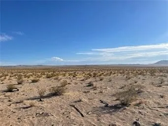 $750,000+