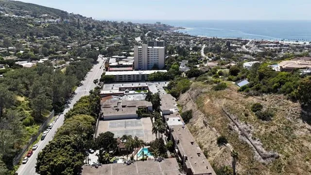 https://cdn.realtyfeed.com/cdn/0/306182361/2449e90d6c3d5900a40731b2e7cf226f.webp