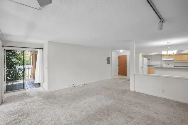 https://cdn.realtyfeed.com/cdn/0/306182361/44f98ddd07c131d6effe10ab16e1db04.webp