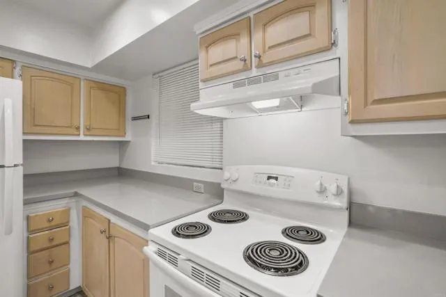 https://cdn.realtyfeed.com/cdn/0/306182361/47d8241471abac62ddb5bde59d6a225e.webp