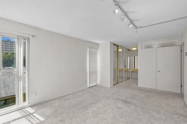 https://cdn.realtyfeed.com/cdn/0/306182361/5cfd83ceac815d8b2e67f1fe5cb4a570.webp