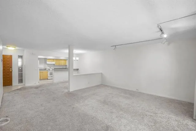https://cdn.realtyfeed.com/cdn/0/306182361/e82acda537aed707b5ad771b427a557f.webp