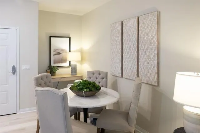 Photo #2: NDP2404788 Listing 