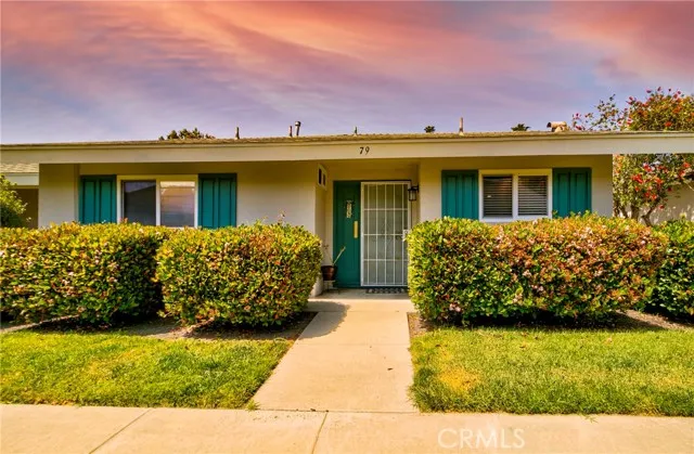 MLS: OC24094282 Condo For Sale