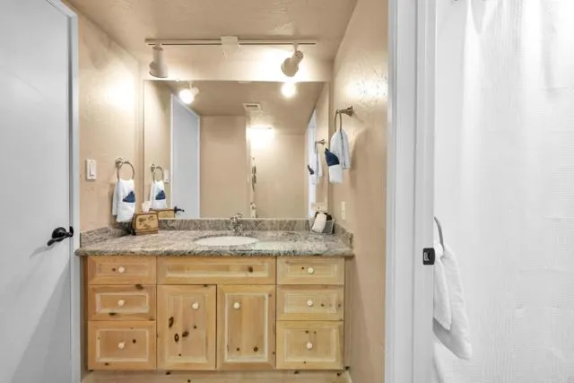 https://cdn.realtyfeed.com/cdn/0/306198676/a138865f4f2374461ef78b0401528251.webp