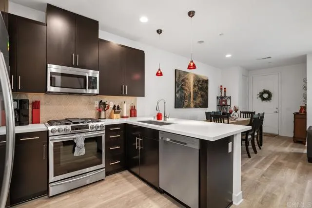 https://cdn.realtyfeed.com/cdn/0/306200589/585a9408bb12357c1a6652a42a957295.webp
