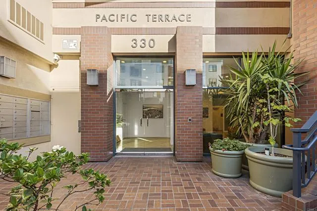 Photo #3: PTP2403849 Listing 