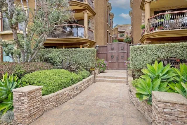 https://cdn.realtyfeed.com/cdn/0/306209145/a79e04ec802d9cbd2fa0c0c0a3e6928d.webp