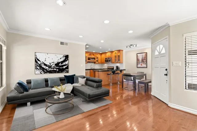 MLS: NDP2407074 Condo For Sale