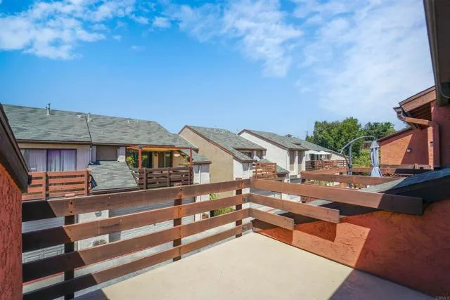 https://cdn.realtyfeed.com/cdn/0/306243785/ff0fd3d28bb380980346704136010aa8.webp