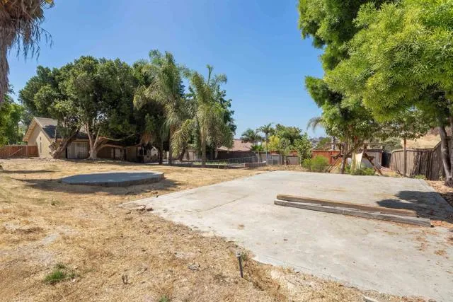 https://cdn.realtyfeed.com/cdn/0/306247360/f9470188524eb6510165d6132a6d44d5.webp